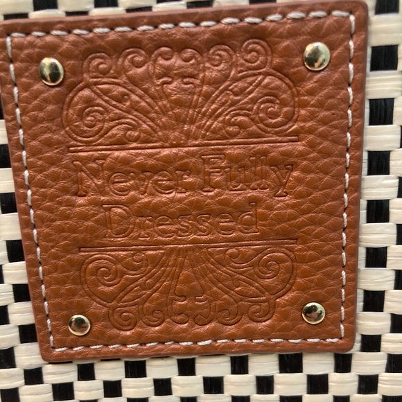 Never Fully Dressed Circle Cross Body Bag Black and White checked - Rare, HTF - Picture 2 of 9